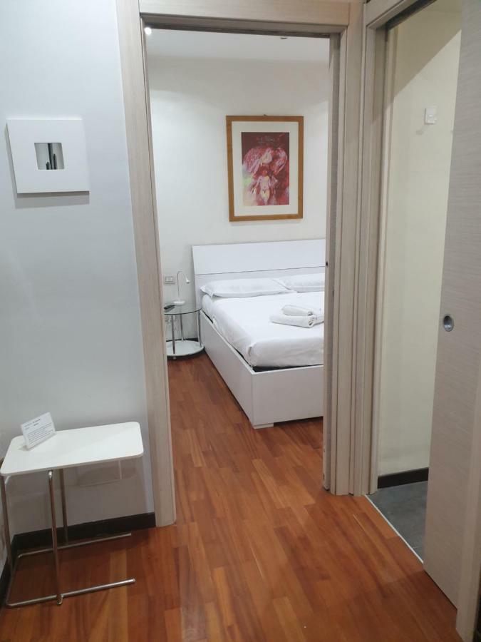 Blu Magenta - A Due Passi Da Porta Nuova Apartamento Turín Exterior foto